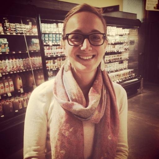 High School English Teacher and Assistant Cross Country Coach. @oiselle_team runner/ #oisellevolée team Member. #headupwingsout