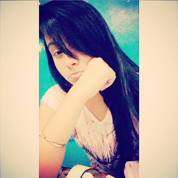 AnaBeatriz5512's profile picture. 