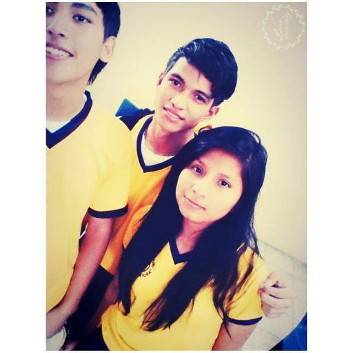 'Musica y el Futbol
Son mi vida ♥☺