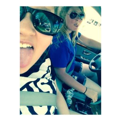 ashleyr_2020's profile picture. shawn mendes || amherst