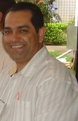 Sou uma pessoa q acredita no ser humano, sou alguém q acredita q a vida é mto mais do q simplesmente nascer, crescer e morrer!