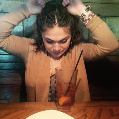 TiffyRosemia's profile picture. 