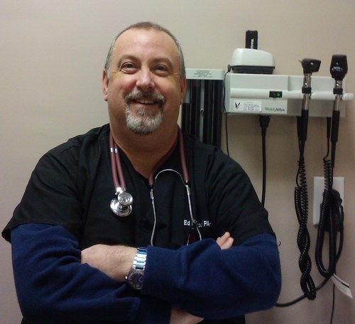 OrangeParkPA's profile picture. Just an all around nice guy. Looking to make on line friends to chat/tweet with.