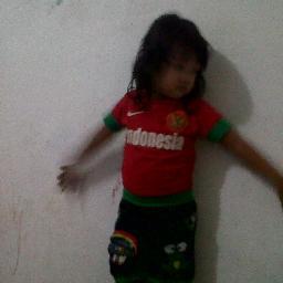 efrimujiono's profile picture. 