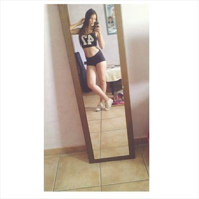 Si te ilusionas,sueñalo.Si te enamoras,vivelo.Y si te dejan superalo. // Instagram: andreahdez2