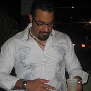 Jim2846's profile picture. Administrador,padre, esposo,amante de los peces(callados e higiénicos) introvertido, tratando de no perder la esencia de las cosas y en paz con las religiones.