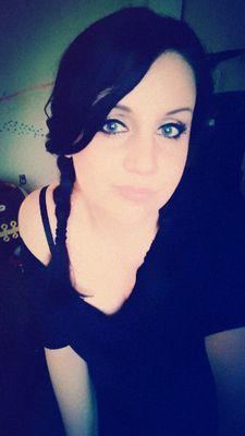 honeybri92714's profile picture. I dont mind living in a man's world, as long as I can be a woman in it .  -Marilyn Monroe