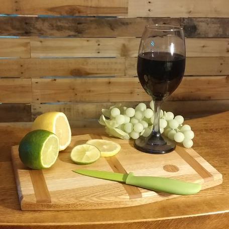 Creative and unique gifts made from reused pallet wood for the wine and beer connoisseur