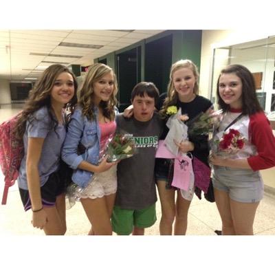 JJ_pazdzior's profile picture. Happy Birthday John John