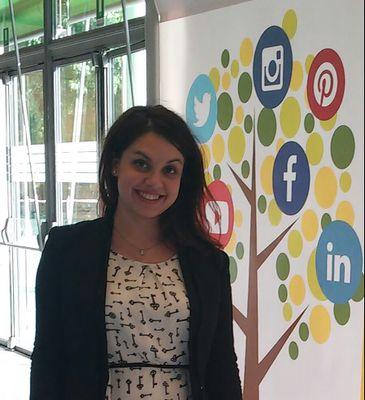 Life storyteller. #Wine addicted. Writer @IM_insideMkt | I'm interested in #Advertising #Marketing #SocialMedia & #Communication
