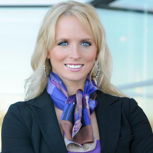 KNoelleSocial's profile picture. Success Coach + Brand Development Expert |
I help ambitious new + aspiring entrepreneurs turn their side-hustle into their main-gig.