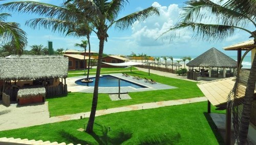 We are a small beach hotel situated in Guajiru, NE Brazil. Surrounded by vegetation & endless sand dunes, it’s a hidden paradise perfect for unwinding