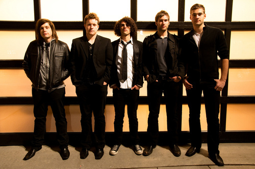 Endeverance's profile picture. Rock with Passion. http://t.co/H4bf9SGWTn