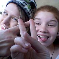 Alyssa Byrns (@aab4f88a193d4d5) 's Twitter Profile