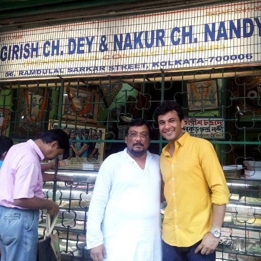 Girish Chandra Dey & Nakur Chandra Nandy
গিরিশ চন্দ্র দে ও নকুড় চন্দ্র নন্দী
Renowned confectioners
Phone:+919432494423
Estd:1844
Fb:http://t.co/3KFjHI3FAP