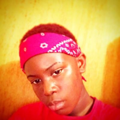 I'm a real nigga YRH VL in a relationship I'm rich I get girls and I'm popular n cool n smart and ever body kno me as a Point Guard in basketball/Stephen Curry