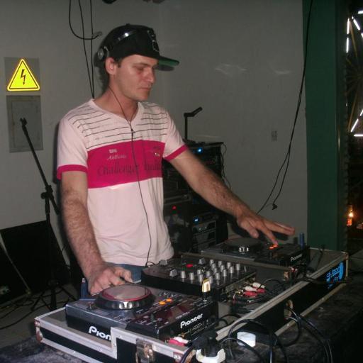 kanidhia's profile picture. (69)9933-6706 (69)9963-2972