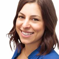 Alessandra Iozzo (@alisellsyeg) Twitter profile photo