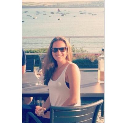 alice_lara's profile picture. 24.Physiotherapist. “You only live once, but if you do it right, once is enough”