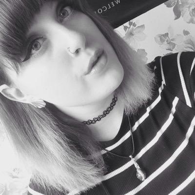 clxffordwhore's profile picture. |-/