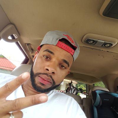 Hip hop artist writer, producer and engineer. STO's music style is swagger oreinted,sex driven, dipped in drugs and hung up in reality.
http://t.co/HmIIusyoJQ