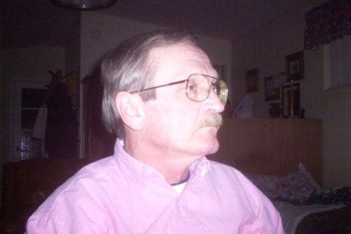 trees154's profile picture. Full time employed professional retailer.