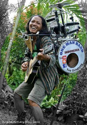 FB, Instagram, Youtube : Yon Gondrong. Yon Gondrong II 
FB Page : One Man Band Indonesia
CP. +628123931016