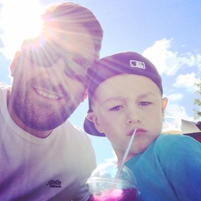 Creative Director, working with fantastic people @fantasticmedia. Father of two cheeky blighters.