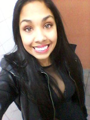 _redbirds's profile picture. Capricorniana .