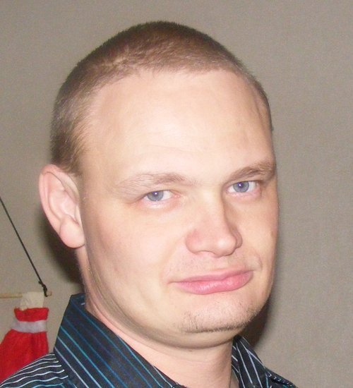 Chris_Brown3107's profile picture. 