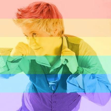 Ellen DeGeneres impersonator in Las Vegas. 🏳️🌈 No edits REAL LIFE! Gender is who you go to bed as, Sexual Orientation is who you go to bed with #LoveWins