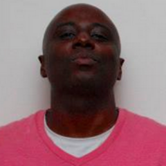 ubiratan's profile picture. Cientista da Computação, aspirante a psicólogo, cinéfilo, dublê de escritor, amante de vinhos e leitor voraz.