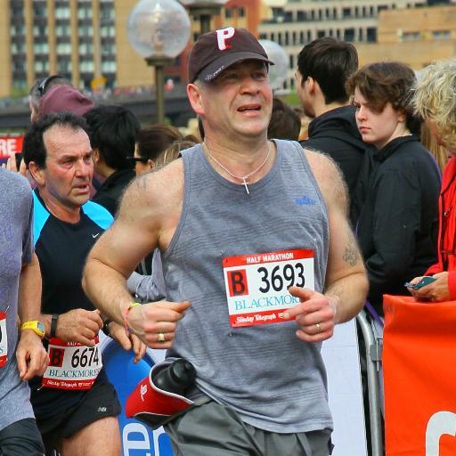 jpmangley's profile picture. A Pom In Oz