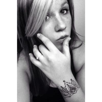 GarniLaurie's profile picture. 