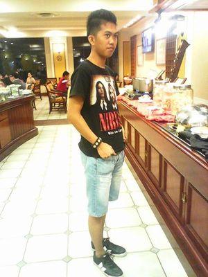 https://t.co/dBHlIByQyW `anderson hiew`. 我爱你. ` you follow me. I will definitely follow you back . ;)
Besok_Bubar.