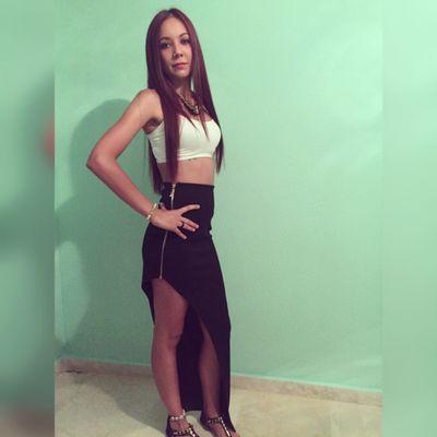 Las palabras demuestran quién quieres ser, mientras que tus acciones demuestran quién eres en realidad. 12∞