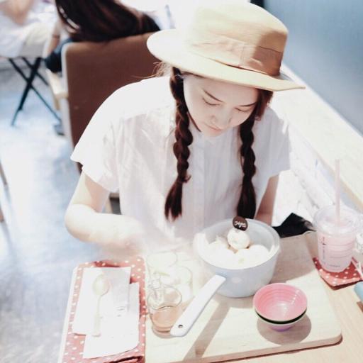 ♫♪ สวัสดีค่า ~ พิม[Ufo]อดีต SWEE:D จาก Kamikaze // มีละคร #บุษบาท่าเรือ ทางช่อง7 ติดตามกันด้วยน๊า :) -(6/4/55)-