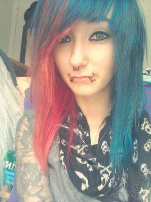 :D My favorite band is Black Veil Brides, BOTDF, Sleeping with Sirens, etc. (  ◍•㉦•◍ )♡ (｡•ω- ｡) ⌒♡ε-    (•́㉨•̀๑)