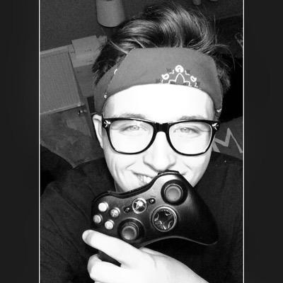 17/11/14 CHLOE Snapchat: omgiitzjake instagram:iitz_jake Lifes too short! make the most of it! West Sussex England