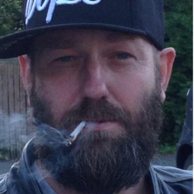 manuplad's profile picture. You need to #manup and we will retweet it here. Stop being a pussy.... Send in your funny content and we will post!