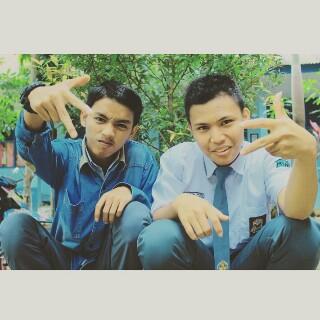 ikmalhidayat_'s profile picture. RahmiNurshaniAzmar