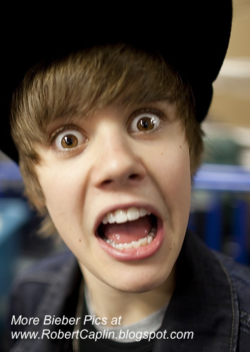 Check out the coolest video of Justin Bieber! http://t.co/UXbOFLFvOf