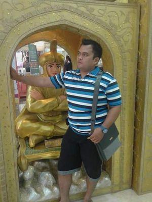 08a7d6989cbf432's profile picture. 