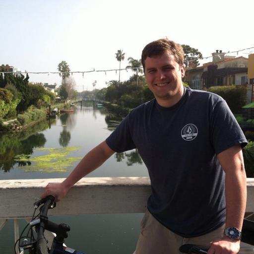 awmccall86's profile picture. I like skiing