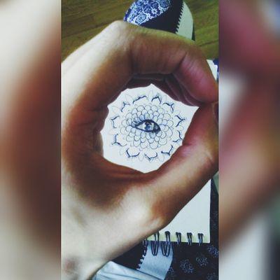 BitizTempero's profile picture. *lady mess*  looking for new adventures ✌
| plant eater | postcard sender