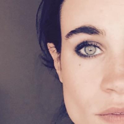 CharlotteLeloup's profile picture. journaliste @parismatch