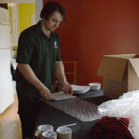 Denver moving company with local moving services and careful, efficient Denver movers to residents at an affordable rate. Quote? Call Now! (720) 880-8554