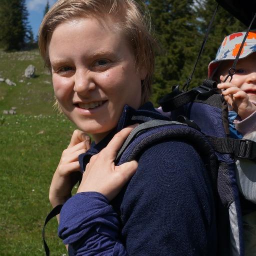 Scientist, parent, immigrant. From Sweden via Norway & Austria to Germany. Aquatic microbiomes, seagrass meadows, mixotrophy, carbon cycling.