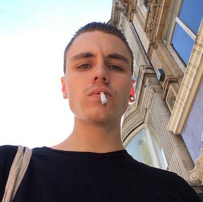 Benrpgmrmb's profile picture. W.D.Y.W.F.M