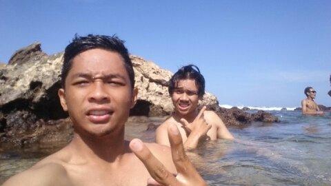 Roodzyd's profile picture. Jan21'94 | 4PAKEM JHS | MINING GEOLOGY  | IDIOD_CLUB YK | #SupportIndonesiaLocalBakul | DTM ALAT BERAT SV UGM | PAHAT X MIRING |#saveJOGJA